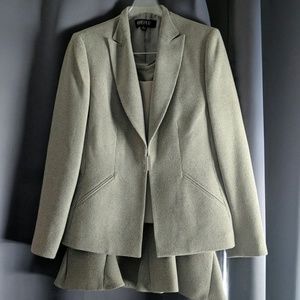 Kasper Women's Skirt Suit